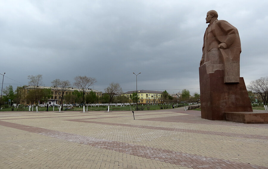 Біреуі анусты жалайды, сорады Онлайн қоғамдық мастурбация